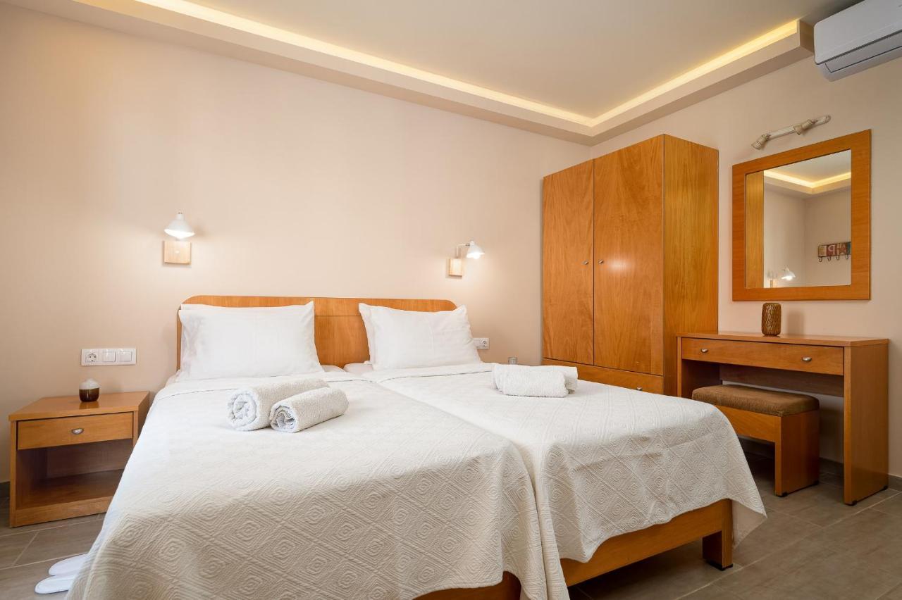 Minos Boutique Hotel Ajía Galíni Kültér fotó
