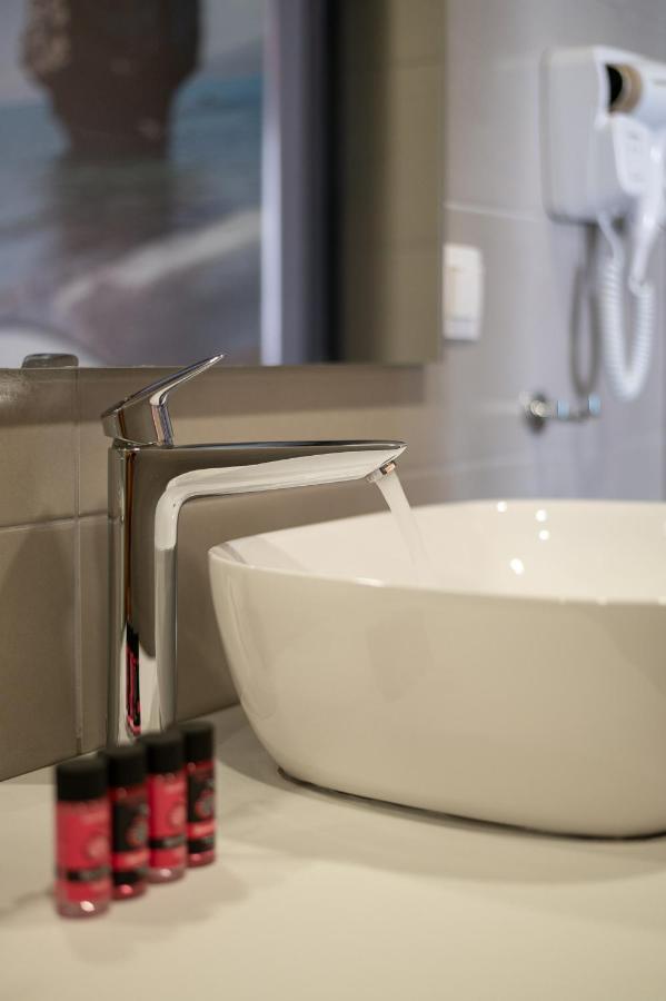 Minos Boutique Hotel Ajía Galíni Kültér fotó