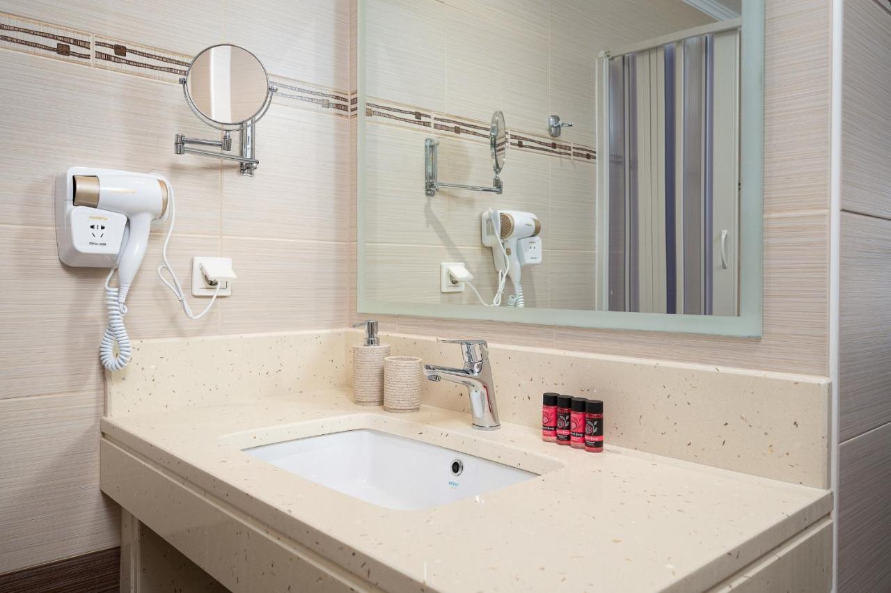 Minos Boutique Hotel Ajía Galíni Kültér fotó