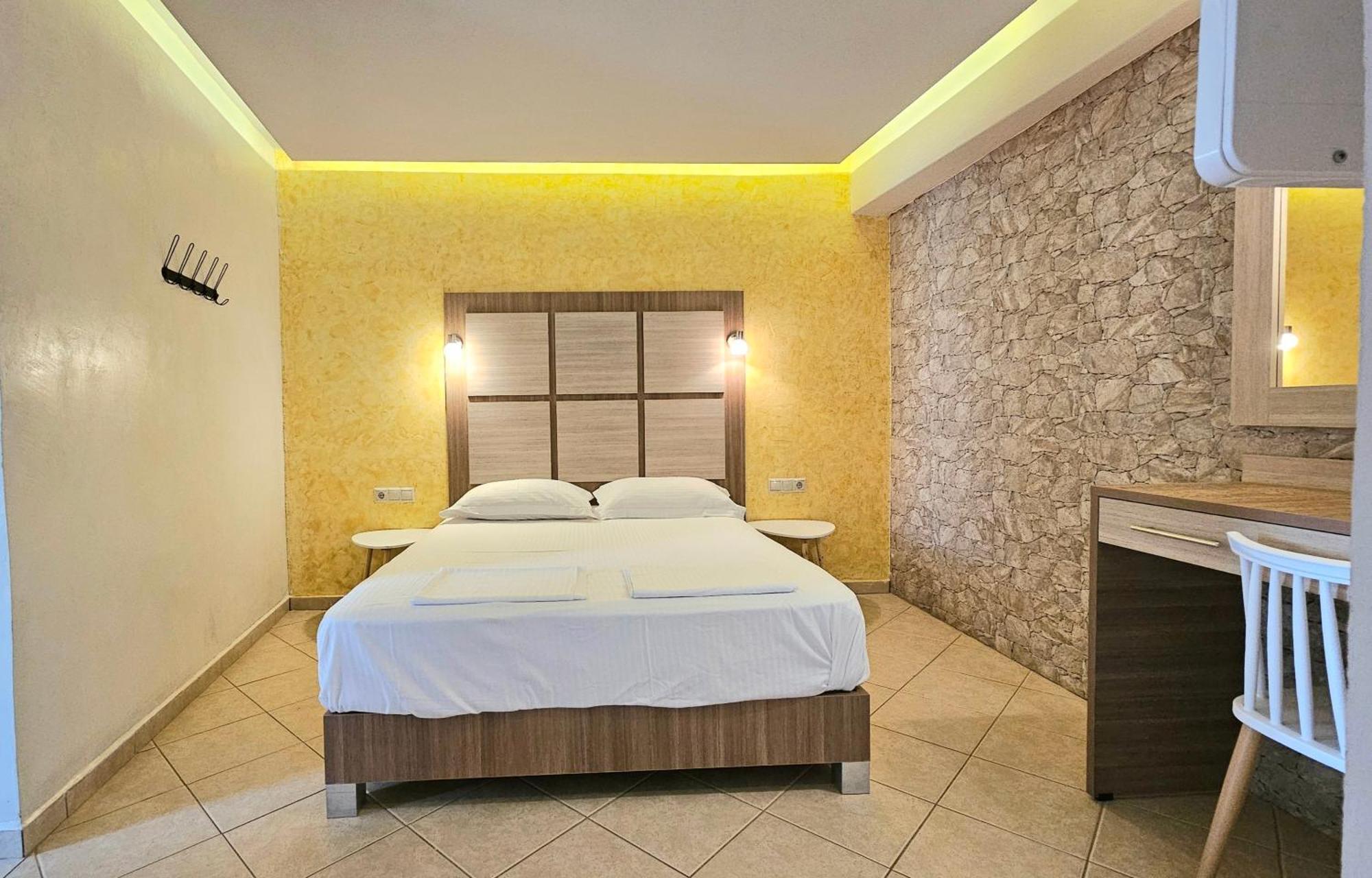 Minos Boutique Hotel Ajía Galíni Kültér fotó